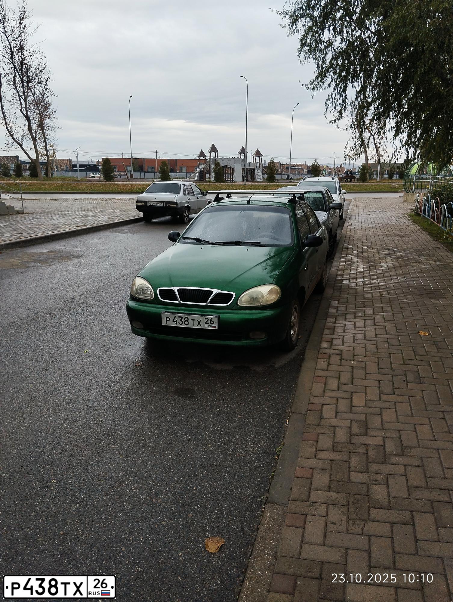 Фото автомобиля ZAZ SENS, 2008 — госномер Р438ТХ26. Цвет: ЗЕЛЕНЫЙ
