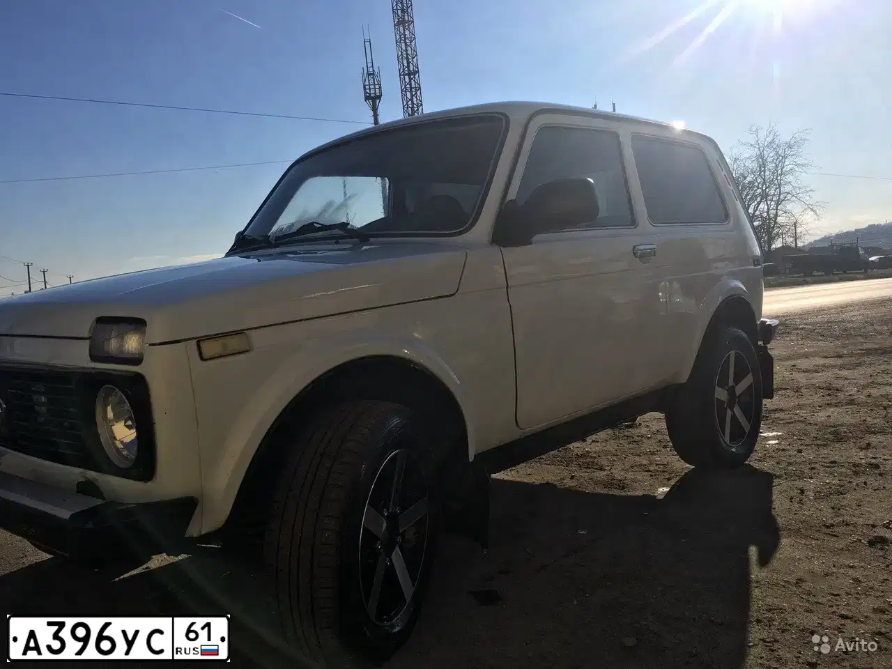 Фото автомобиля LADA 2121 NIVA, 2011 — госномер У463АА761. Цвет: БЕЛЫЙ ЯРКИЙ