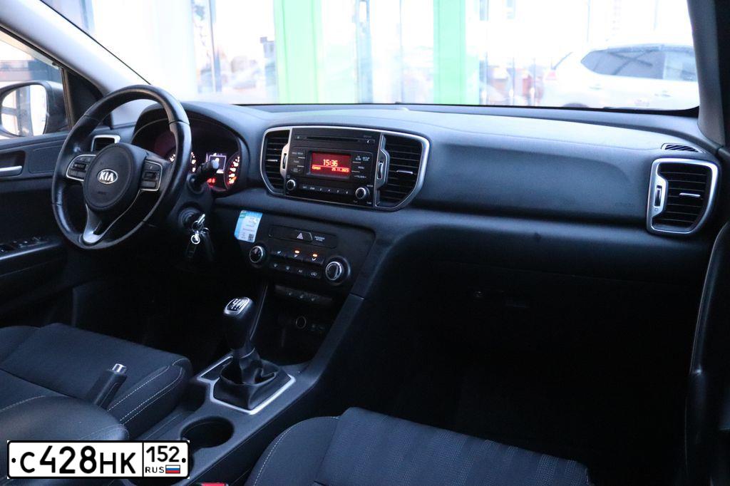 Фото автомобиля KIA SPORTAGE, 2017 — госномер Р089ВУ152. Цвет: Коричневый