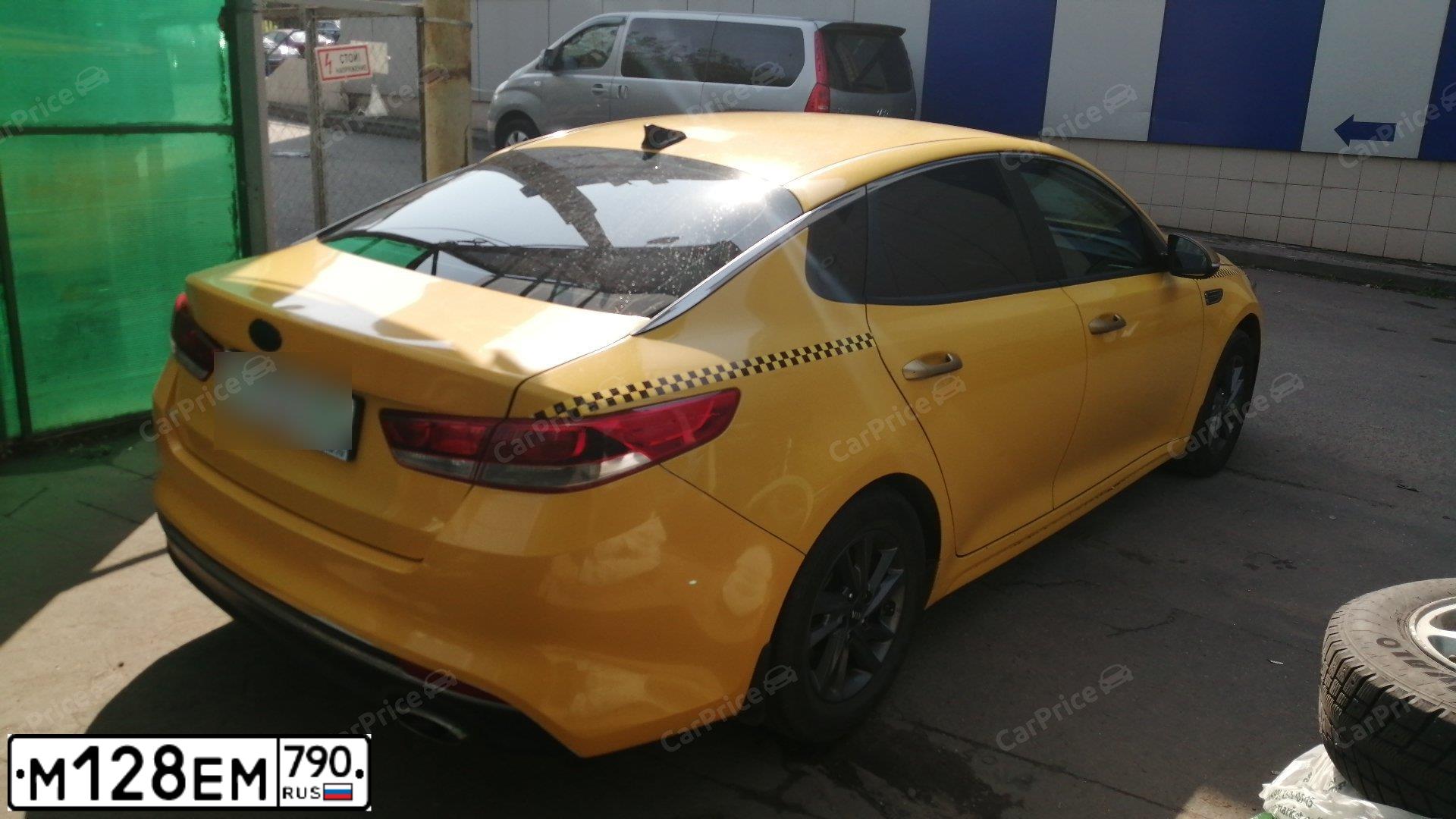 Фото автомобиля KIA MAGENTIS / OPTIMA, 2018 — госномер К748УВ702. Цвет: Коричневый