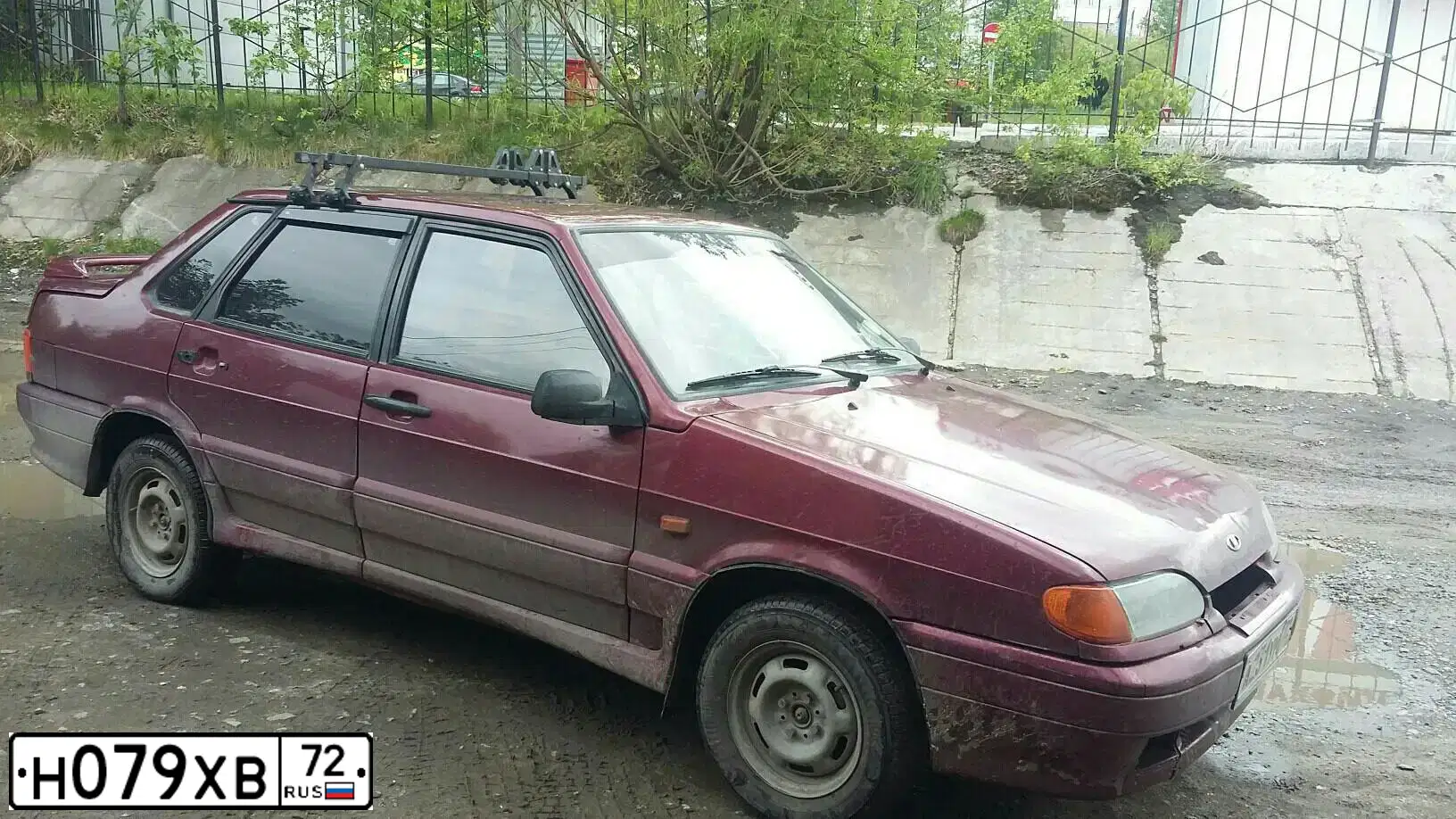 Фото автомобиля IVECO EUROTRAKKER/TRAKKER, 1998 — госномер Н079ХВ72. Цвет: Белый