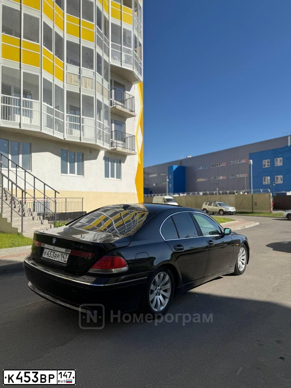 Фото автомобиля BMW 745, 2001 — госномер А583НО180