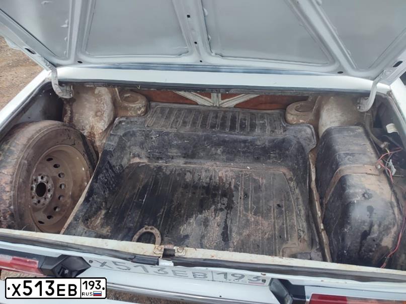 Фото автомобиля LADA 2106, 1993 — госномер Х513ЕВ193. Цвет: Белый