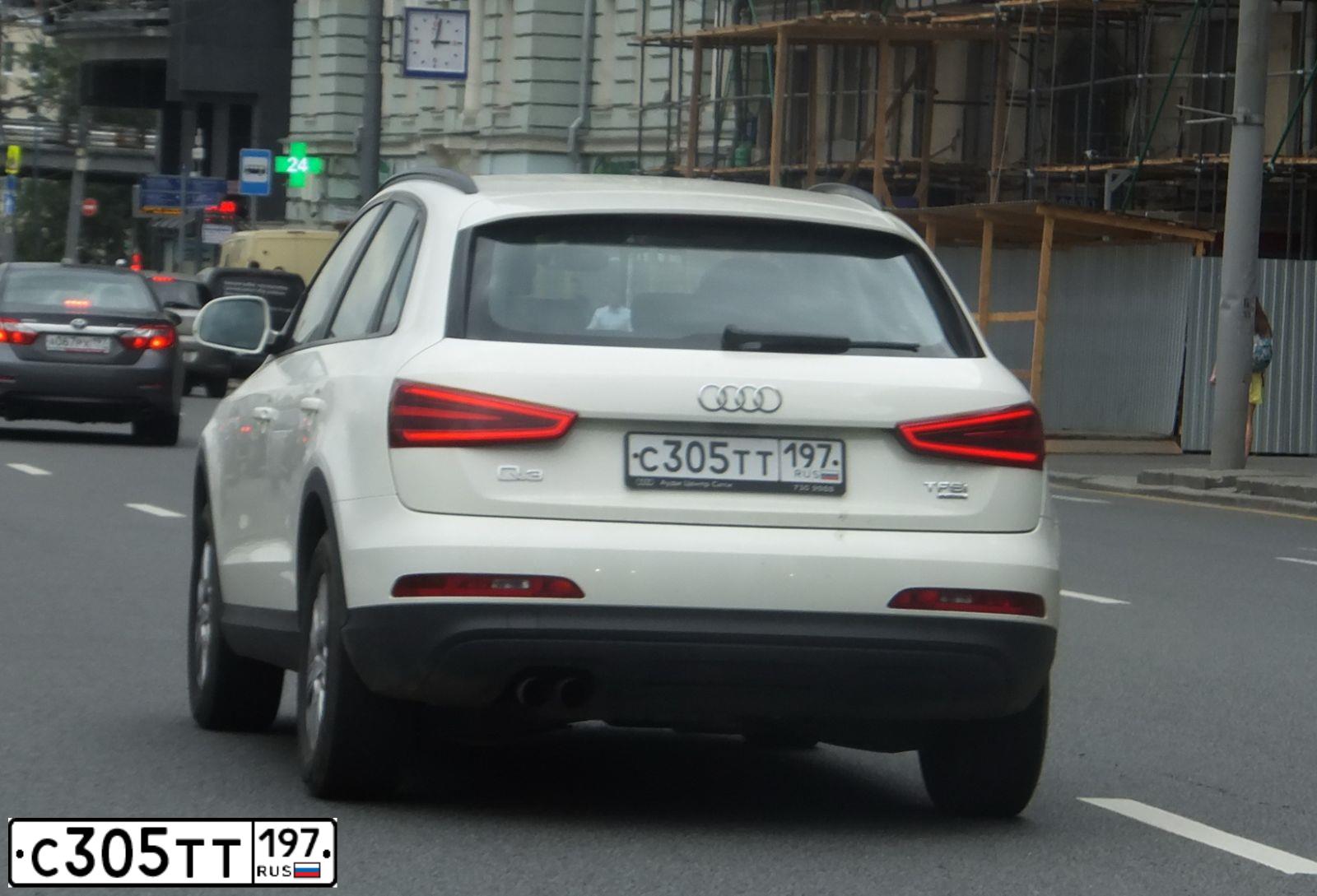 Фото автомобиля AUDI Q3, 2012 — госномер Р512ТТ799. Цвет: Белый