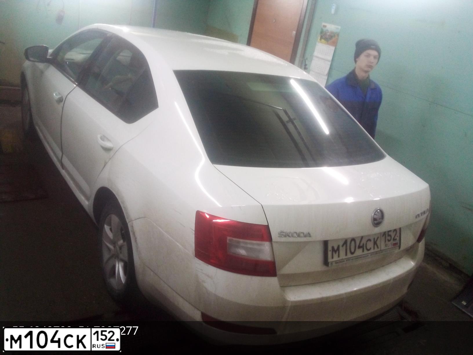 Фото автомобиля SKODA OCTAVIA, 2013 — госномер С477ОР716. Цвет: Белый
