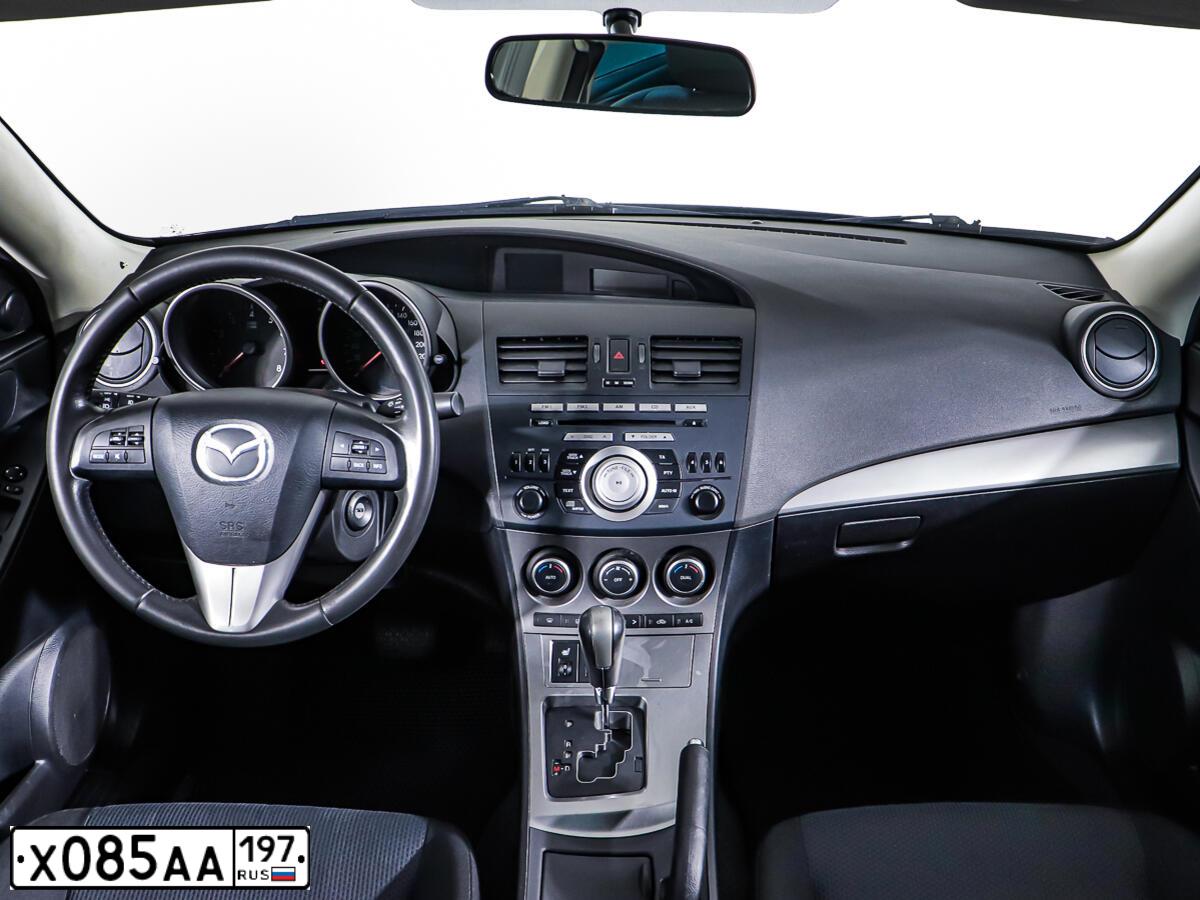 Фото автомобиля MAZDA 3, 2010 — госномер К013НУ18. Цвет: ЧЕРНЫЙ
