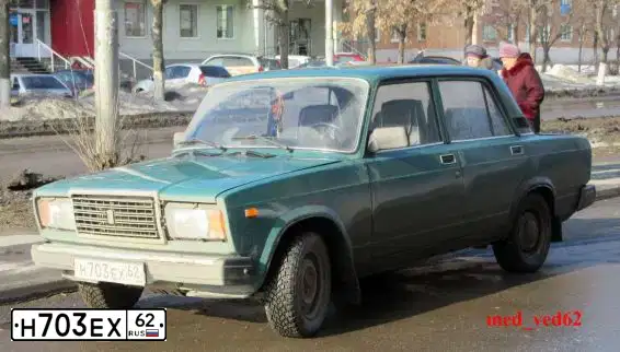Фото автомобиля LADA 2107 LADA, 2005 — госномер В033ТМ62. Цвет: ЗЕЛЕНЫЙ