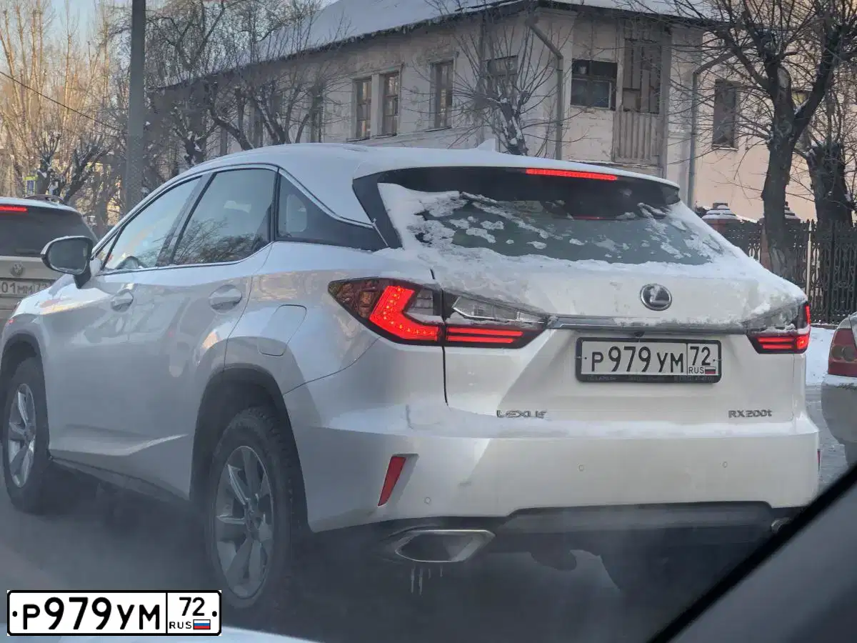 Фото автомобиля LEXUS RX, 2016 — госномер Р979УМ72. Цвет: БЕЛЫЙ