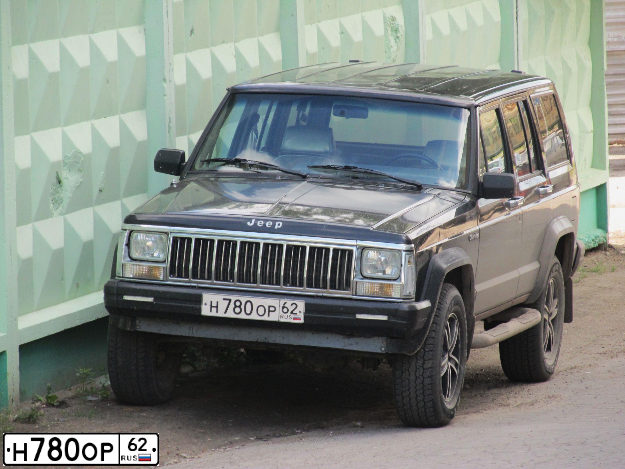 Фото автомобиля JEEP CHEROKEE, 1990 — госномер Н780ОР62. Цвет: ЧЕРНЫЙ