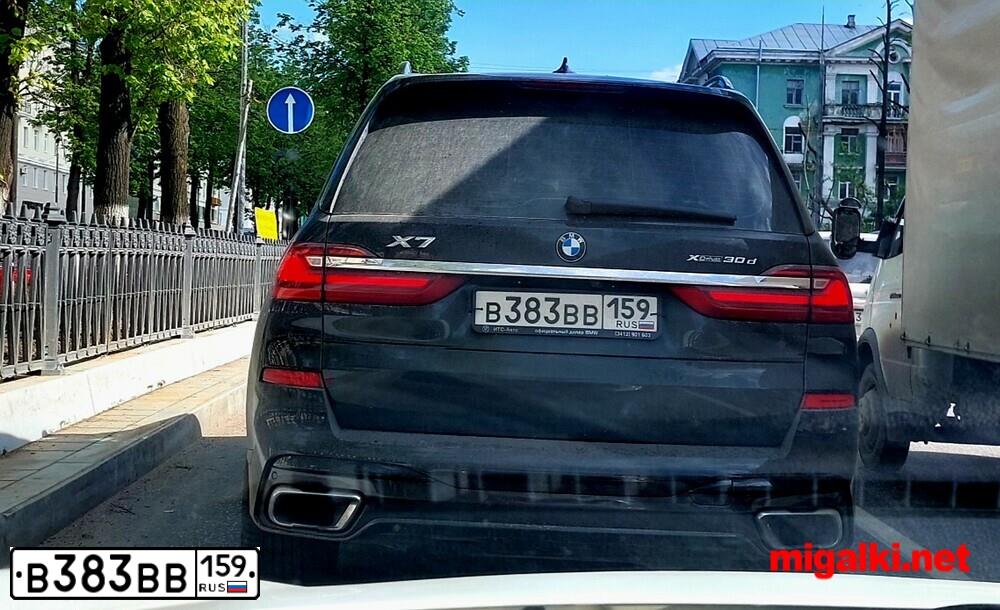 Фото автомобиля BMW X7, 2020 — госномер В383ВВ159. Цвет: ЧЕРНЫЙ
