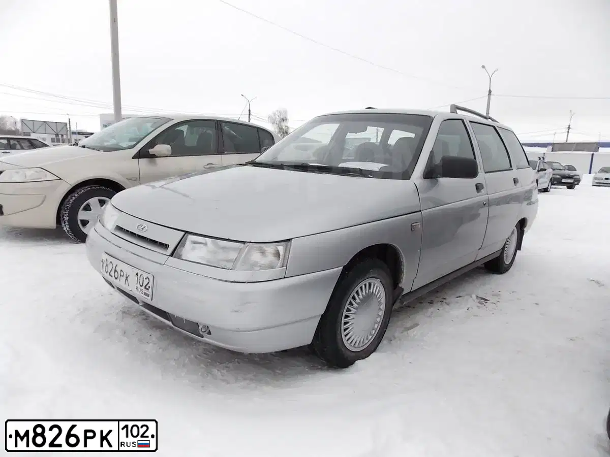 Фото автомобиля GAZ 3110 WOLGA, 2000 — госномер М826РК102. Цвет: БЕЛЫЙ