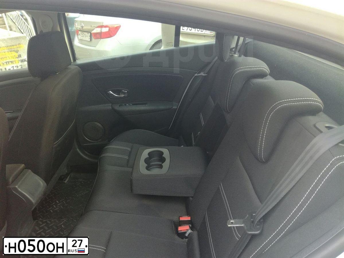 Фото автомобиля TOYOTA CAMRY, 2013 — госномер Н050ОН27. Цвет: СЕРЕБРИСТЫЙ МЕТАЛИК