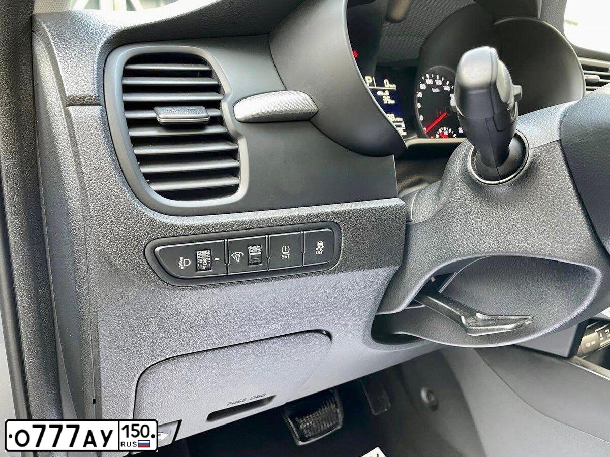 Фото автомобиля TOYOTA CAMRY, 2008 — госномер У775НЕ799. Цвет: ЧЕРНЫЙ