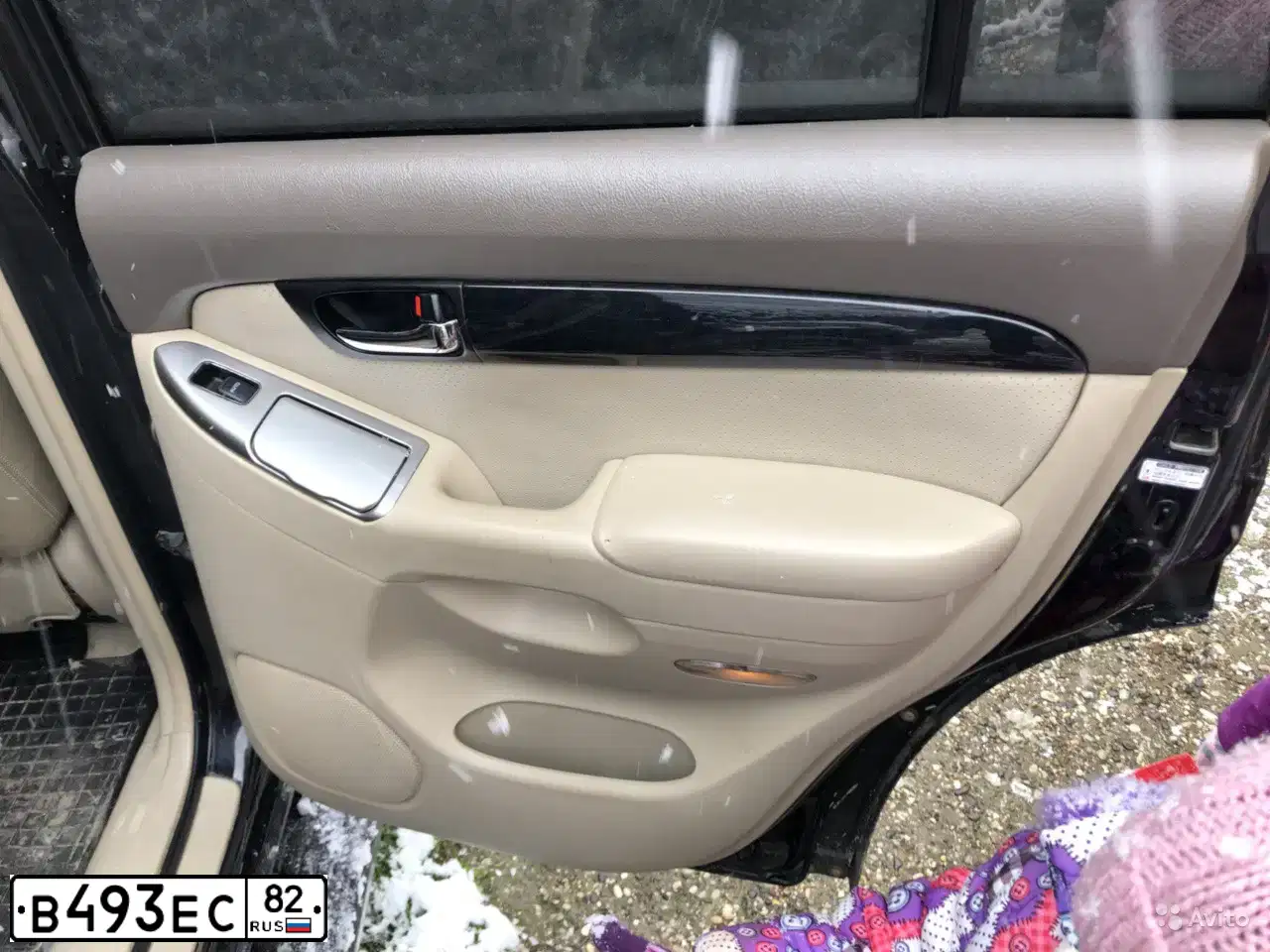 Фото автомобиля TOYOTA LANDCRUISER, 2008 — госномер В493ЕС82. Цвет: ЧЕРНЫЙ