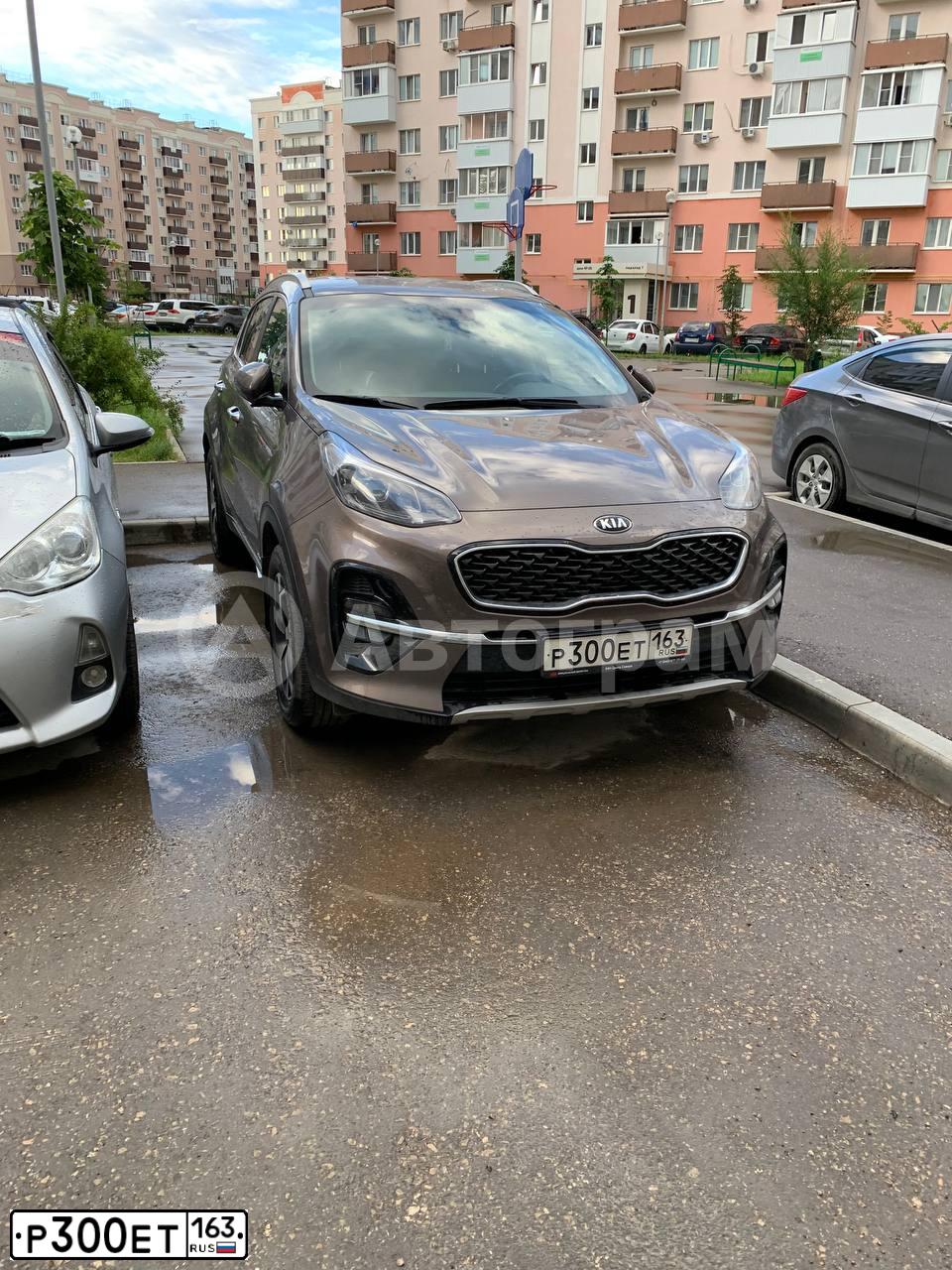 Фото автомобиля KIA SPORTAGE, 2011 — госномер Р300ЕТ163. Цвет: БЕЛЫЙ