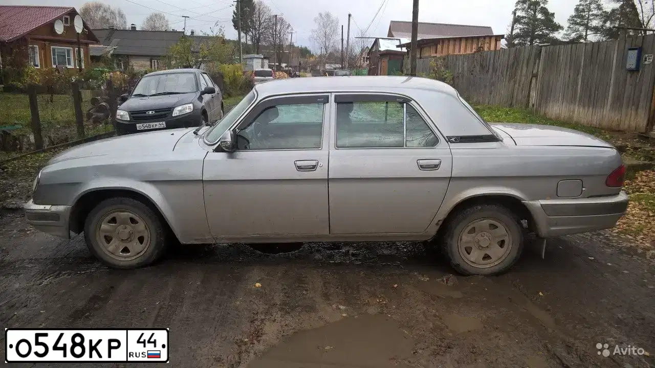 Фото автомобиля LADA 2190 GRANTA, 2013 — госномер О548КР44. Цвет: СИНИЙ