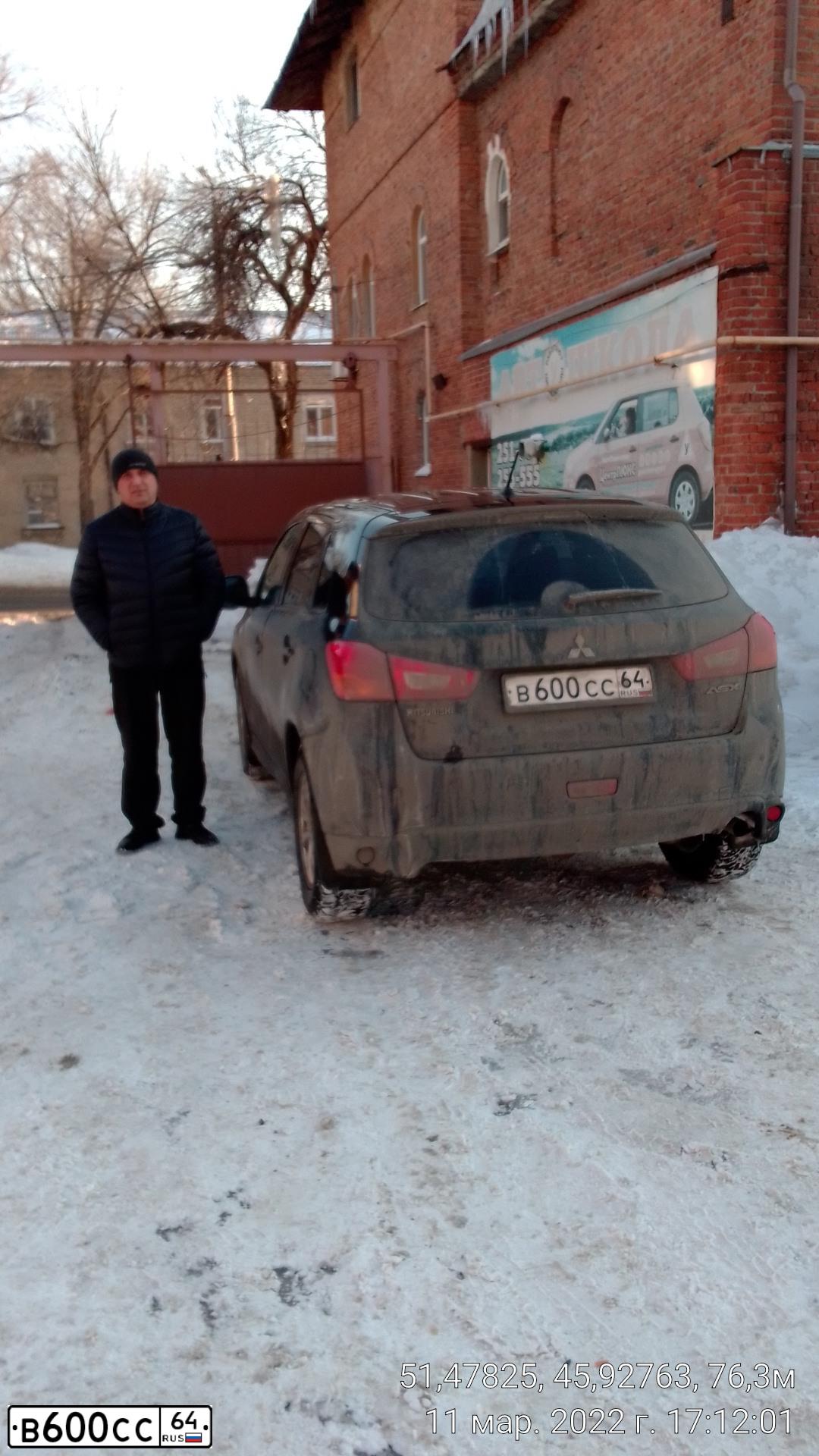 Фото автомобиля LADA 2170 PRIORA, 2015 — госномер В646УР164. Цвет: Белый