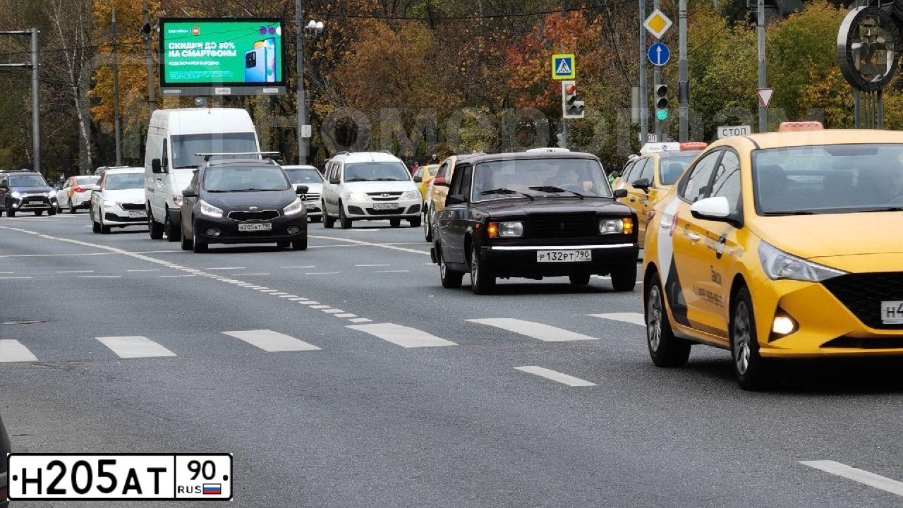 Фото автомобиля LADA 2109 SAMARA, 1998 — госномер Р009КМ33. Цвет: синий