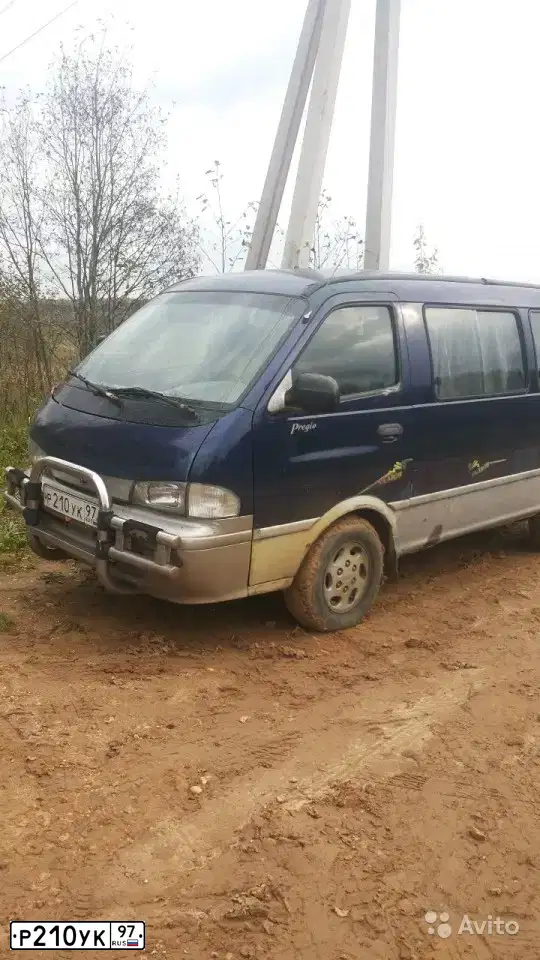 Фото автомобиля KIA PREGIO, 1995 — госномер Р210УК97. Цвет: СИНИЙ МЕТАЛЛИК