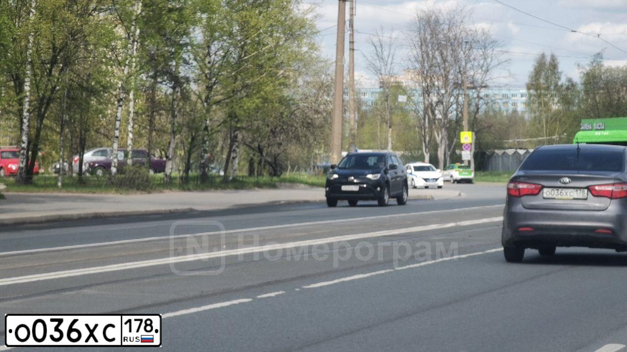 Фото автомобиля PEUGEOT PARTNER, 2007 — госномер С063ТК178. Цвет: СЕРЕБРИСТЫЙ