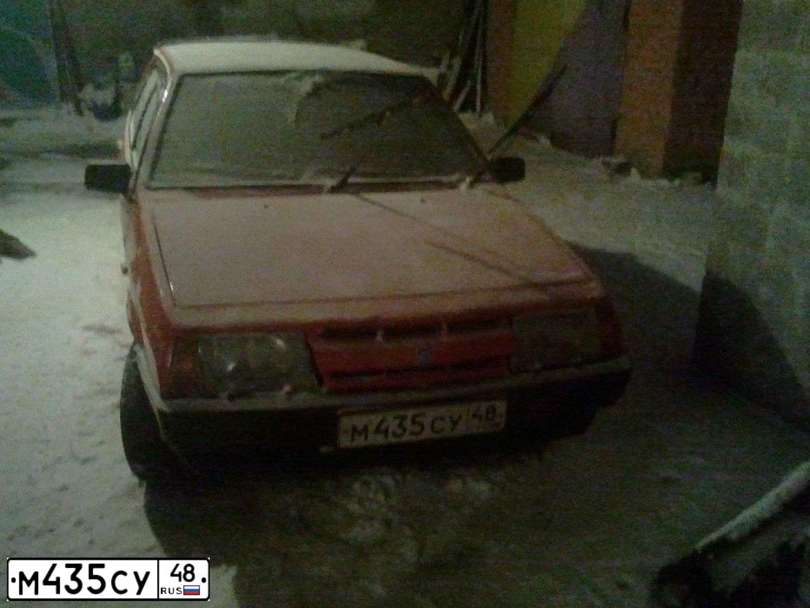 Фото автомобиля LADA 2109 SAMARA, 1989 — госномер М435СУ48. Цвет: ВИШНЕВЫЙ
