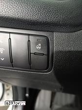 Фото автомобиля KIA CEE'D, 2015 — госномер Е985ОВ53. Цвет: Белый