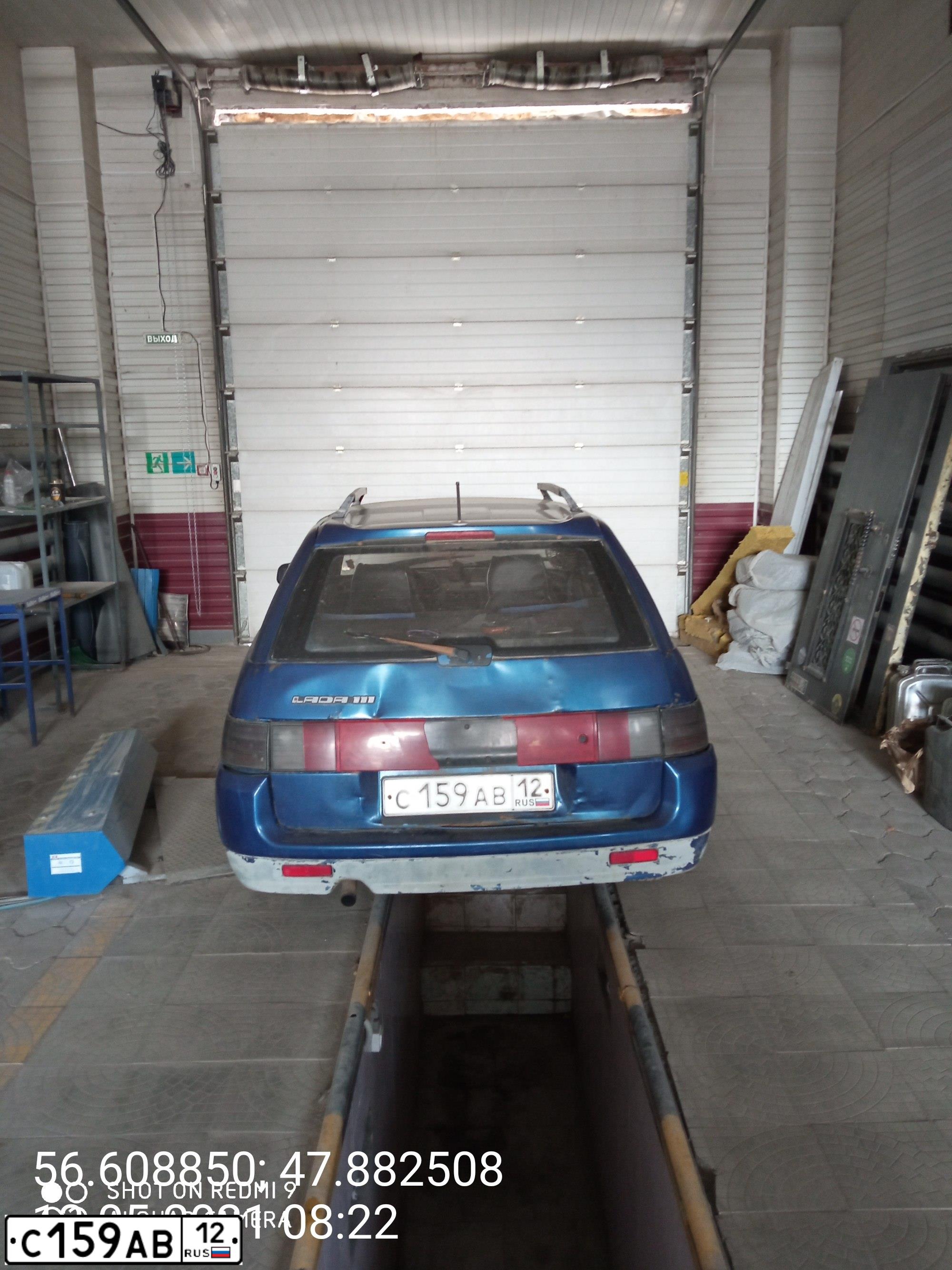 Фото автомобиля LADA 2111, 2001 — госномер С159АВ12. Цвет: СЕРЕБРИСТ.ЯРКО-СИНИЙ