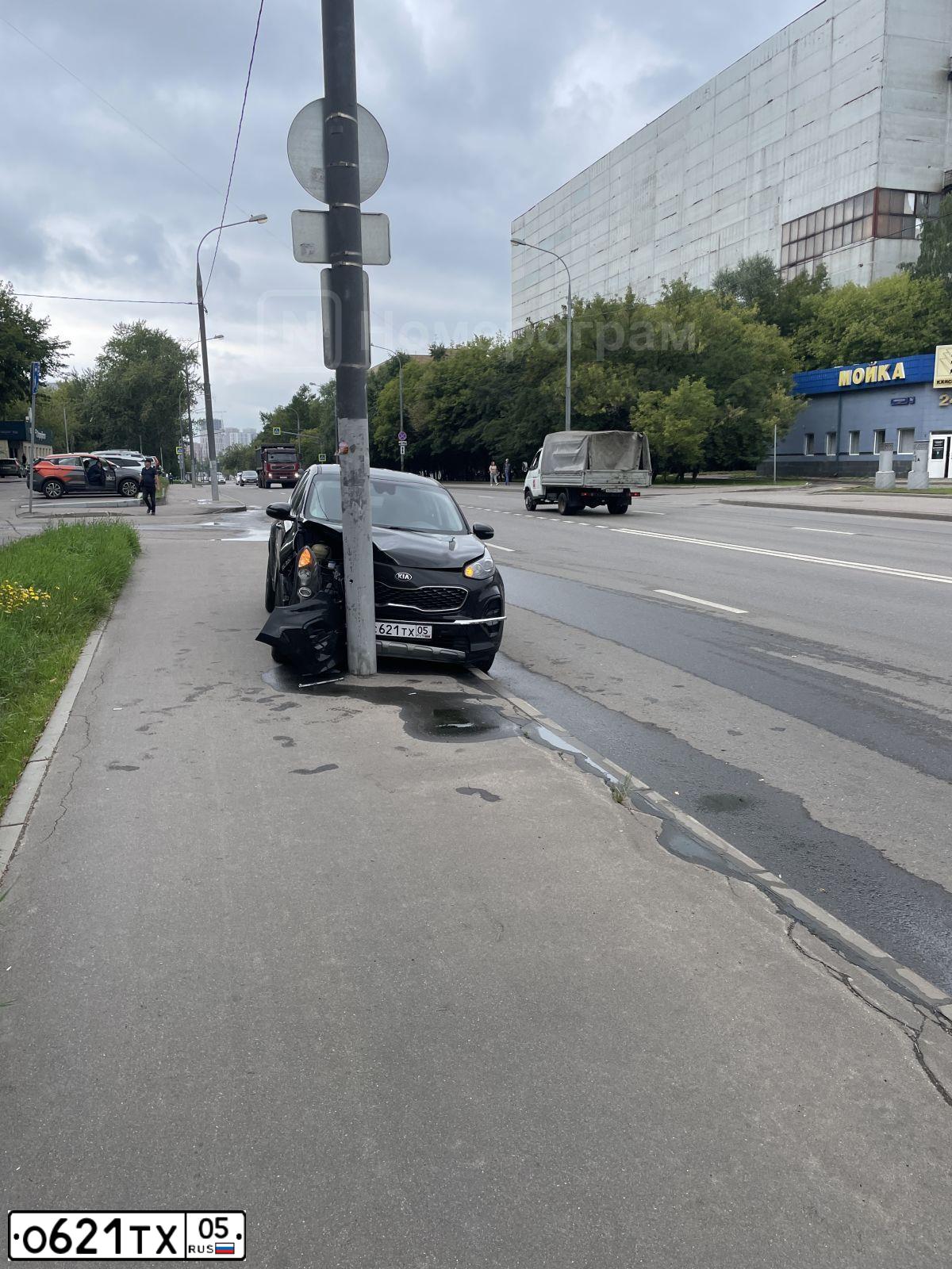 Фото автомобиля LADA VESTA, 2017 — госномер Х155РР05