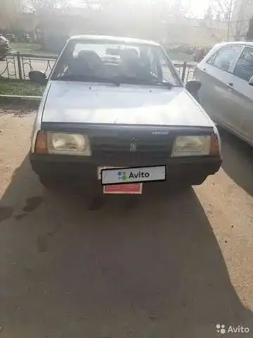 Фото автомобиля LADA 2109 SAMARA, 2004 — госномер У914КМ790. Цвет: СВЕТЛО-СЕРЕБРИСТЫЙ  МЕТАЛЛИК