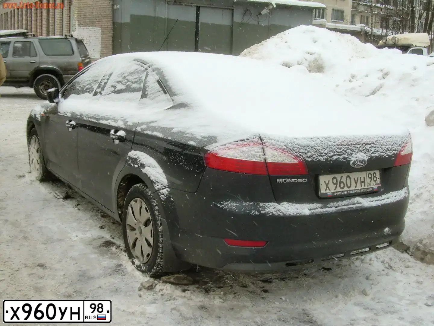 Фото автомобиля FORD MONDEO, 2009 — госномер В001ТТ174. Цвет: ЧЕРНЫЙ