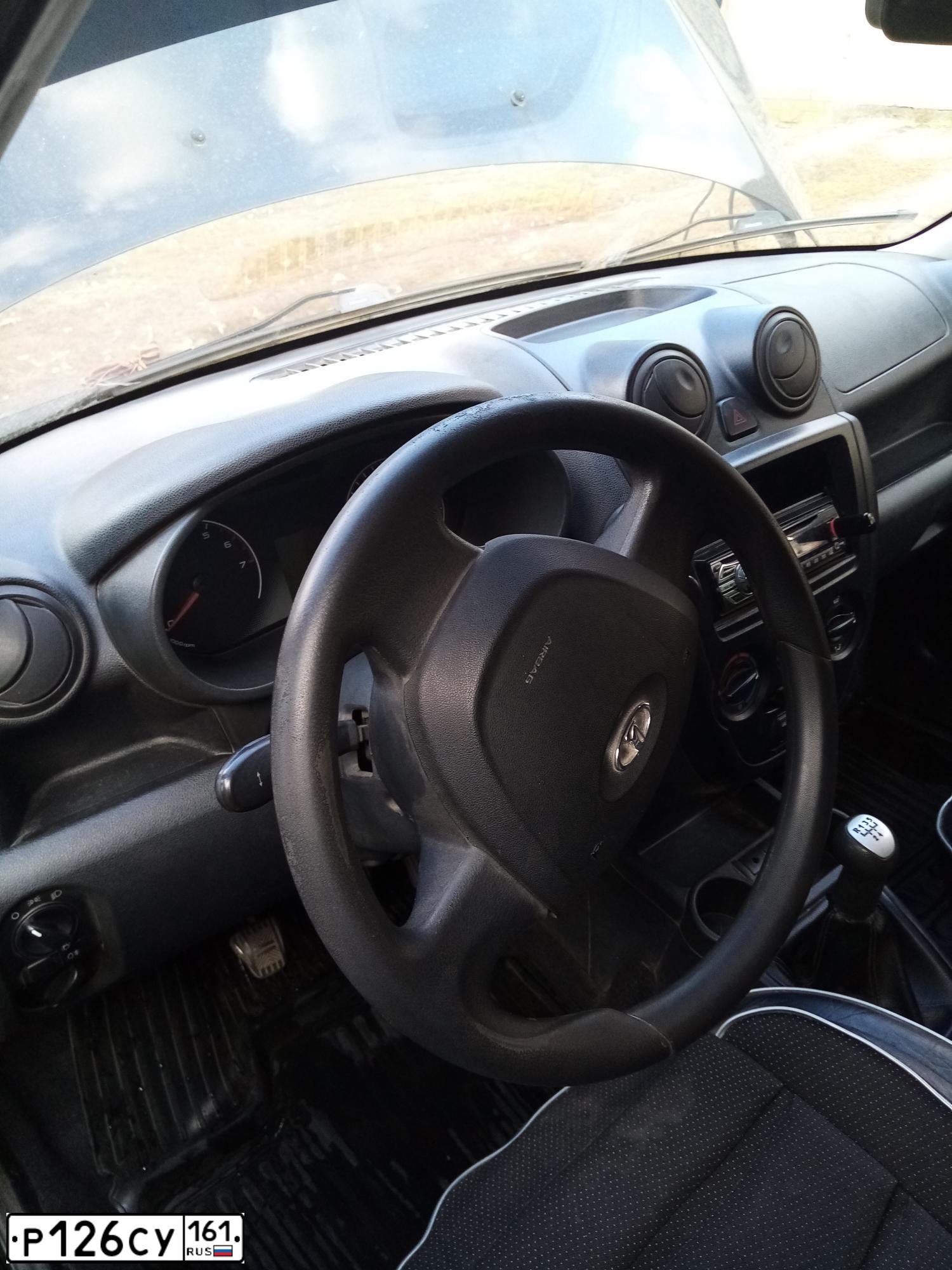 Фото автомобиля LADA 2190 GRANTA, 2013 — госномер М632КО761. Цвет: ЧЕРНЫЙ