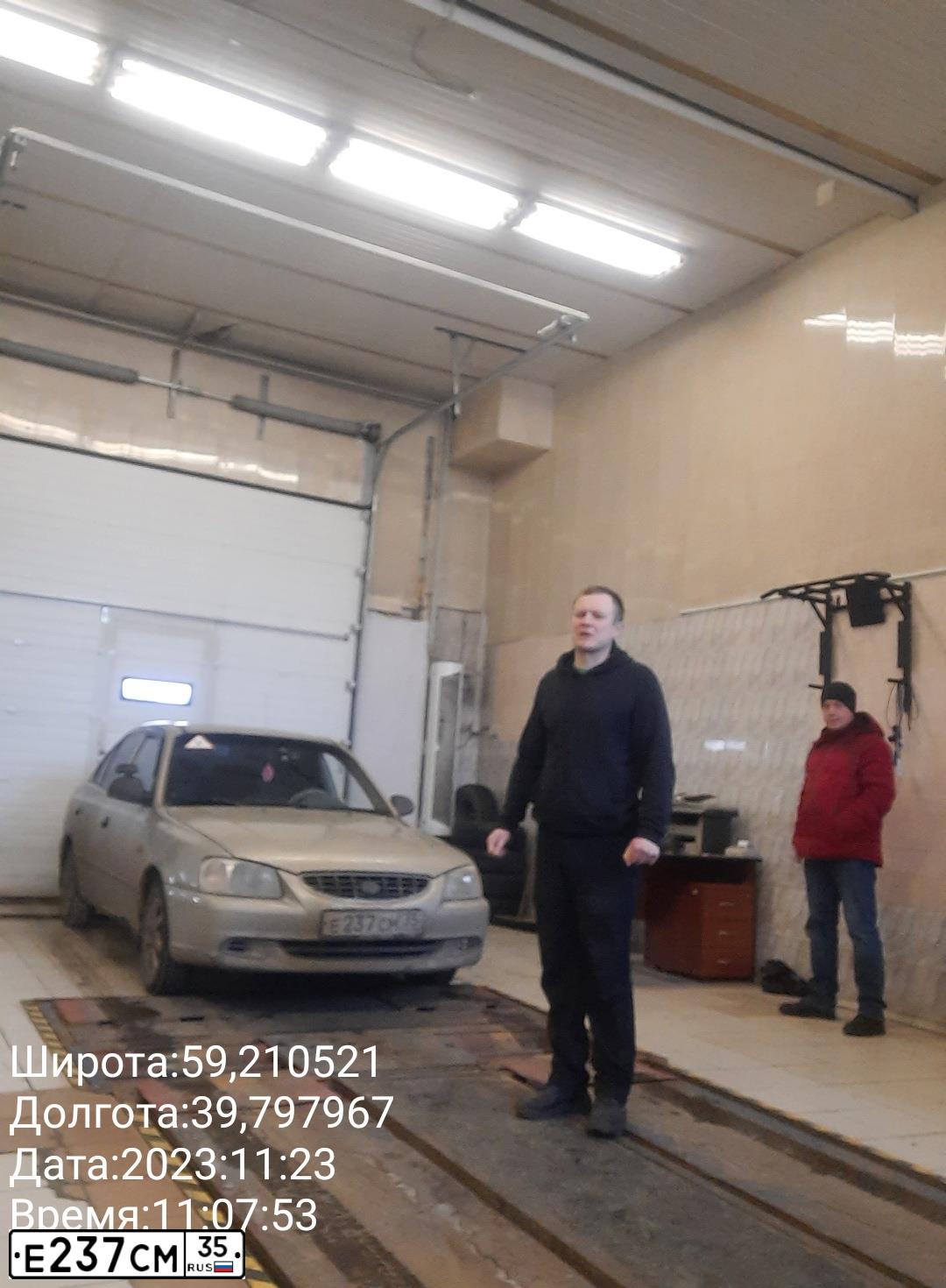Фото автомобиля TAGAZ Z ACCENT, 2003 — госномер Е237СМ35. Цвет: БЕЖЕВЫЙ