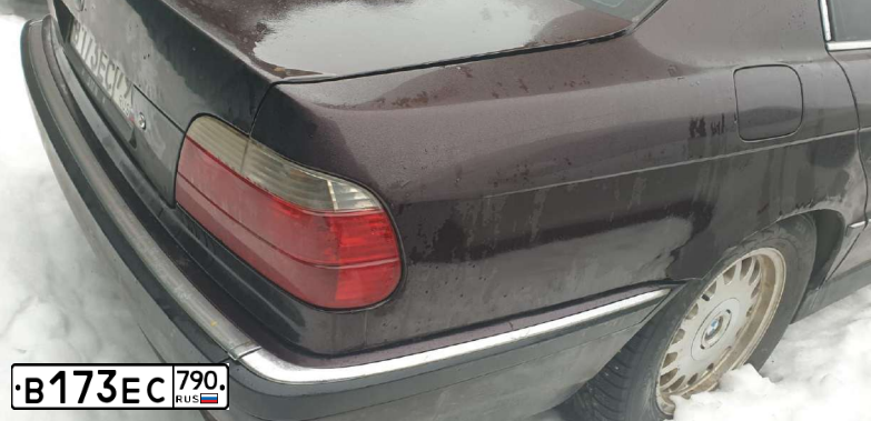 Фото автомобиля BMW SERIE 7, 1994 — госномер Т999ВУ99. Цвет: ЧЕРНЫЙ
