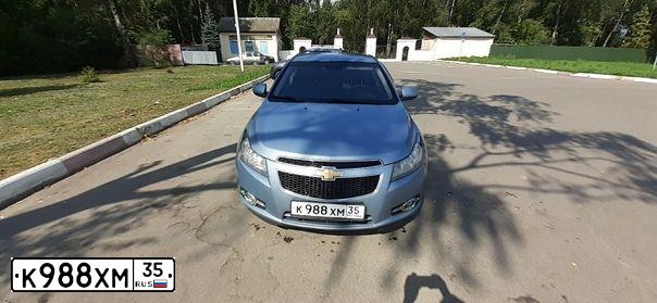 Фото автомобиля CHEVROLET CRUZE, 2011 — госномер Р299ВМ40. Цвет: СВЕТЛО-СЕРЫЙ МЕТАЛЛИК