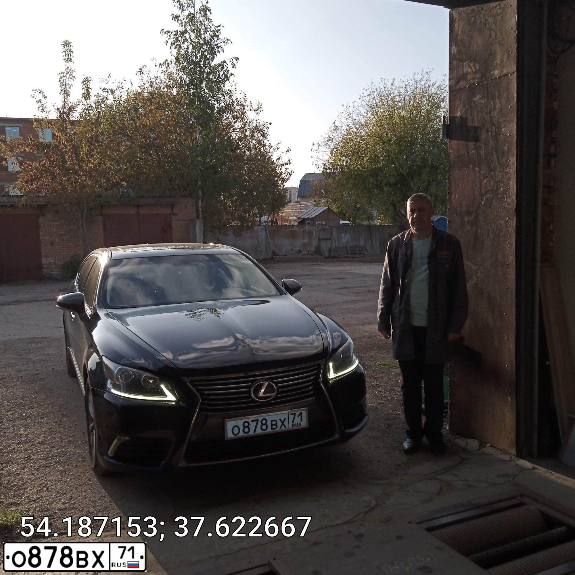 Фото автомобиля LEXUS LS, 2012 — госномер О878ВХ71. Цвет: ЧЕРНЫЙ