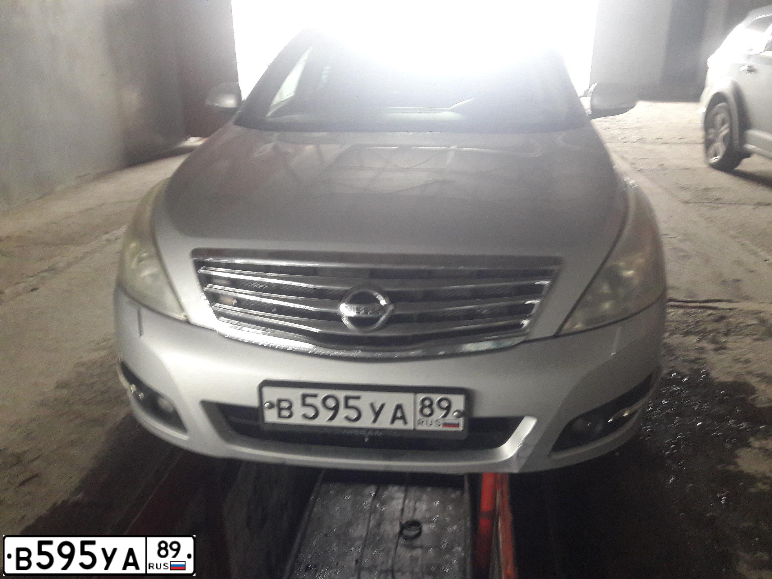 Фото автомобиля NISSAN TEANA, 2008 — госномер В595УА89. Цвет: СЕРЕБРИСТЫЙ
