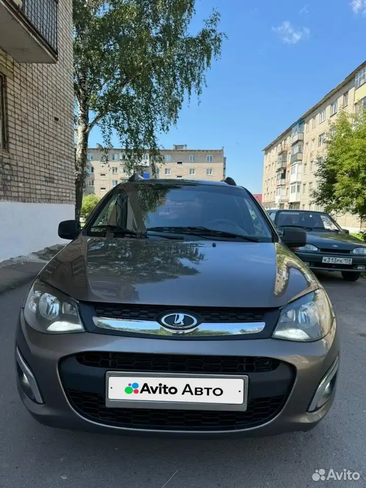 Фото автомобиля LADA 2170 PRIORA, 2008 — госномер Х671МО52. Цвет: ЧЕРНО-ЗЕЛЕНЫЙ