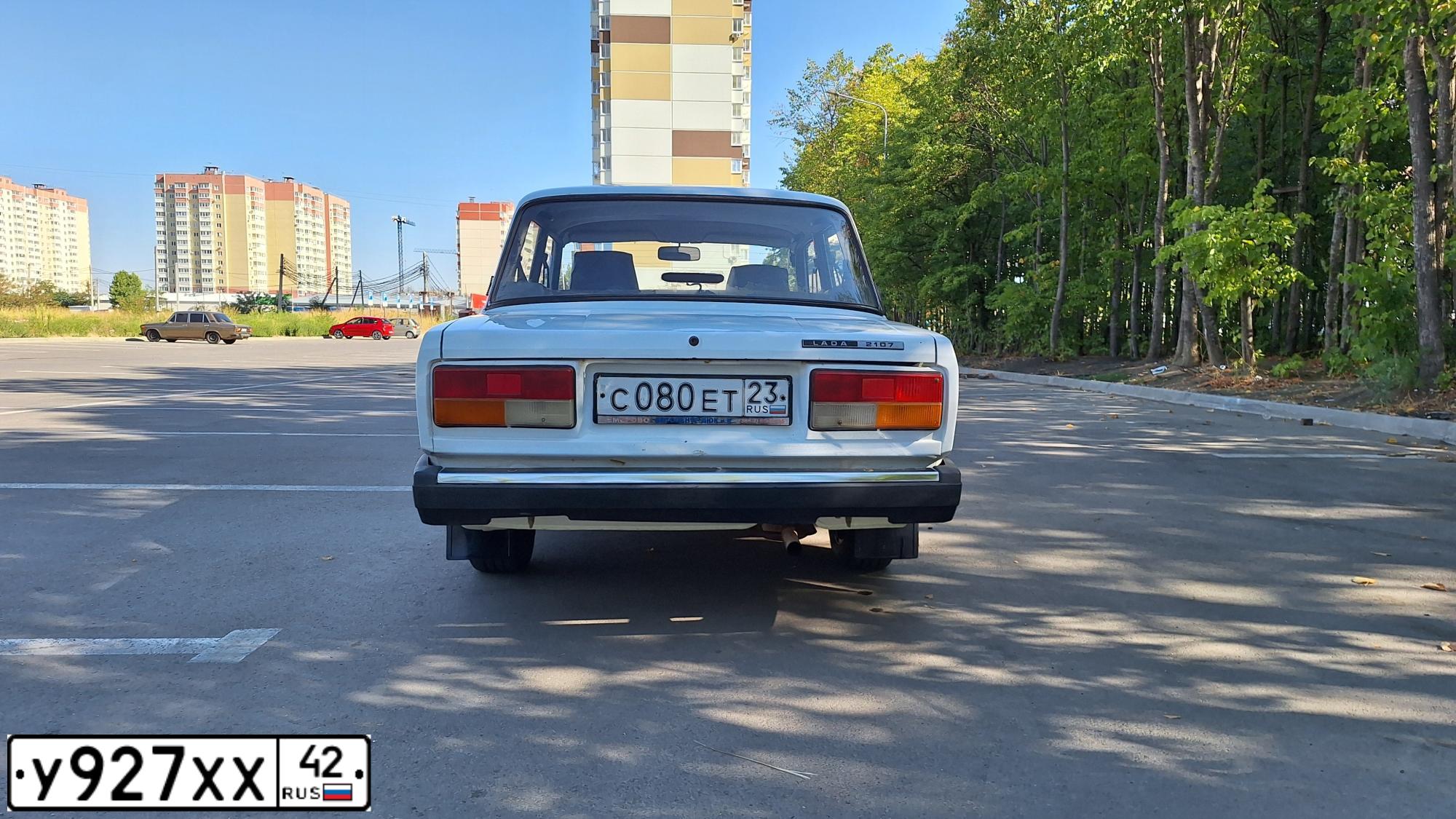 Фото автомобиля LADA 2107 LADA, 2010 — госномер С080ЕТ23. Цвет: Белый