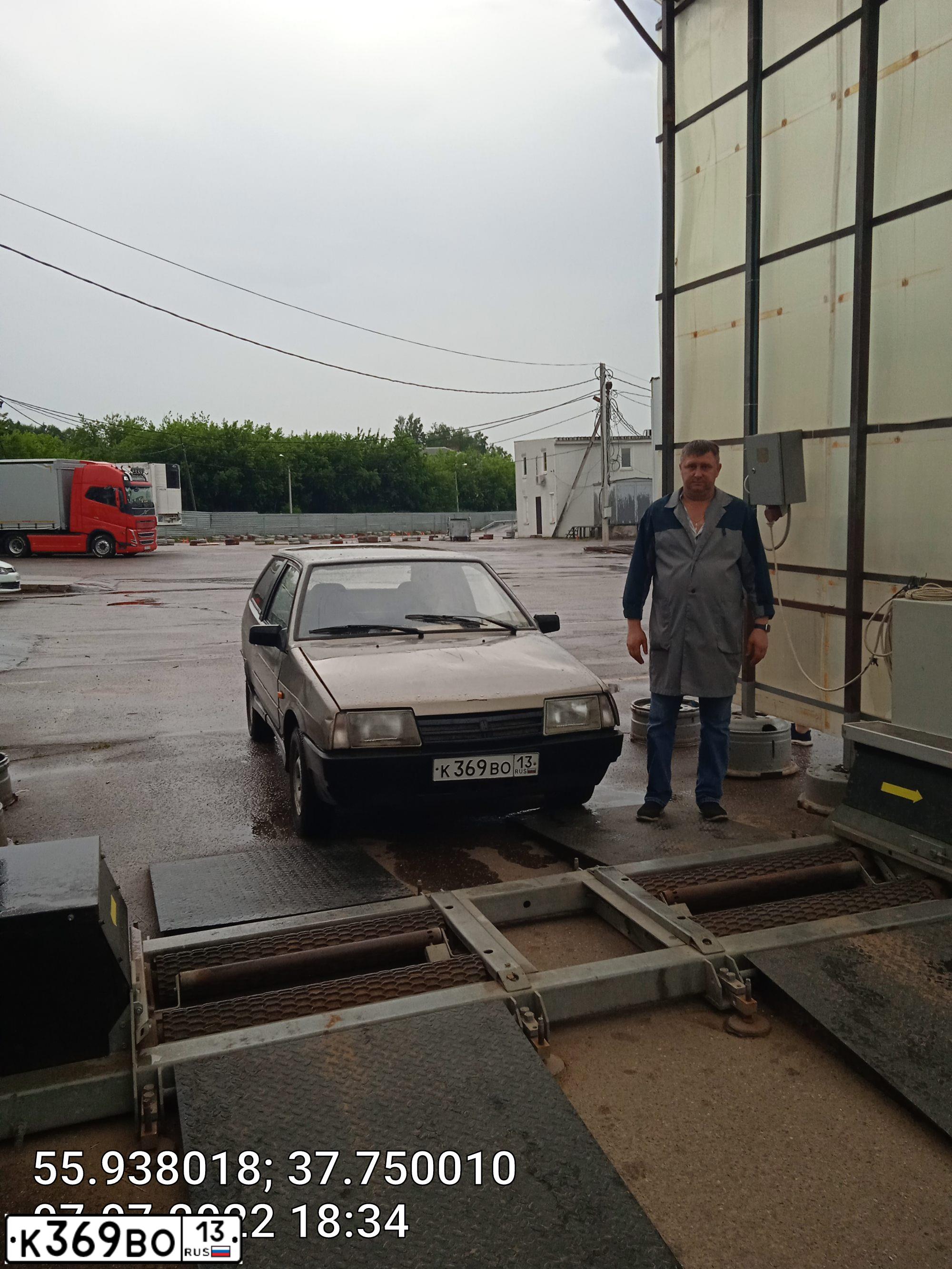 Фото автомобиля LADA 2108 SAMARA, 2000 — госномер Т528МУ790. Цвет: СЕРЕБРИСТЫЙ СЕРО-ЗЕЛЕНЫЙ