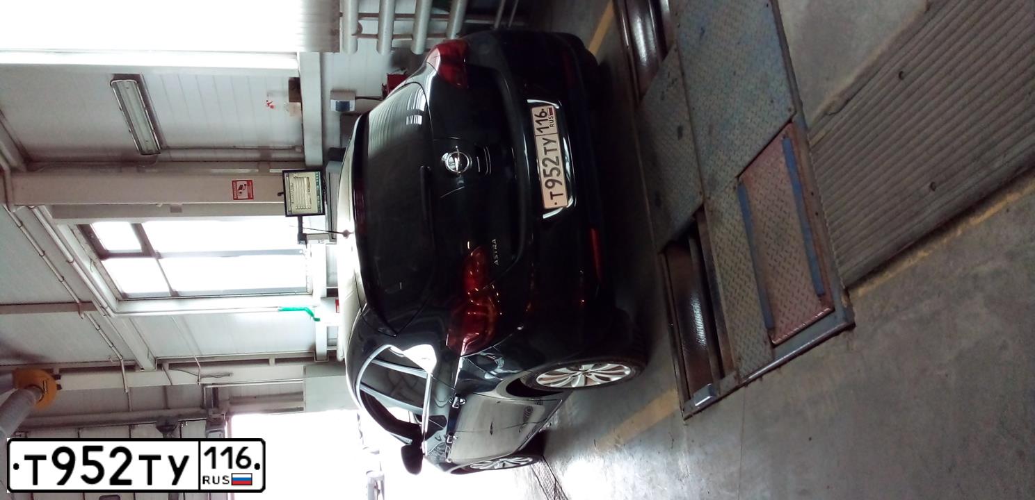 Фото автомобиля OPEL ASTRA, 2011 — госномер Т952ТУ116. Цвет: ЧЕРНЫЙ МЕТАЛЛИК