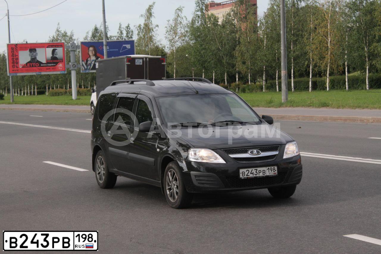 Фото автомобиля LADA LARGUS, 2019 — госномер В243РВ198. Цвет: ЧЕРНЫЙ