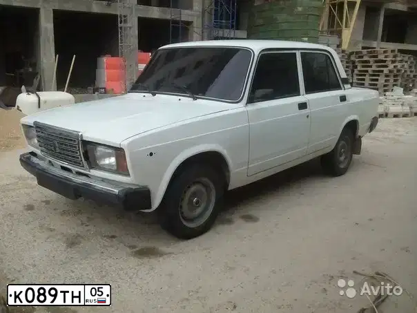 Фото автомобиля LADA 2107, 2007 — госномер К089ТН05. Цвет: ЯРКО-БЕЛЫЙ