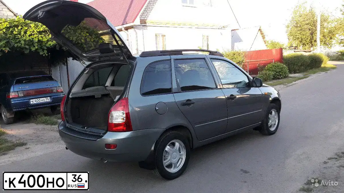 Фото автомобиля LADA 2112, 2005 — госномер М757КУ136