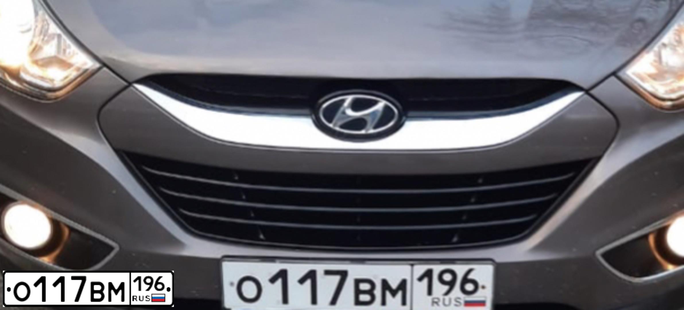 Фото автомобиля HYUNDAI IX35, 2012 — госномер О117ВМ196. Цвет: Коричневый