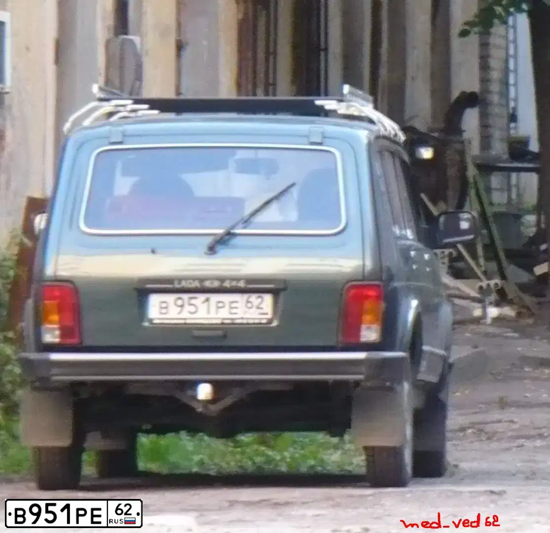 Фото автомобиля LADA 2131 NIVA, 2012 — госномер В951РЕ62. Цвет: Серо-сине-зеленый