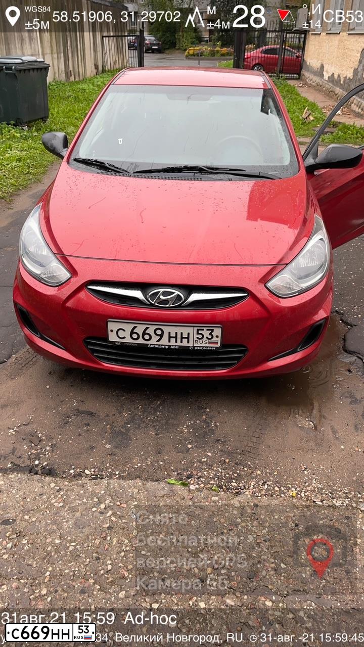 Фото автомобиля HYUNDAI SOLARIS, 2011 — госномер С669НН53. Цвет: КРАСНЫЙ