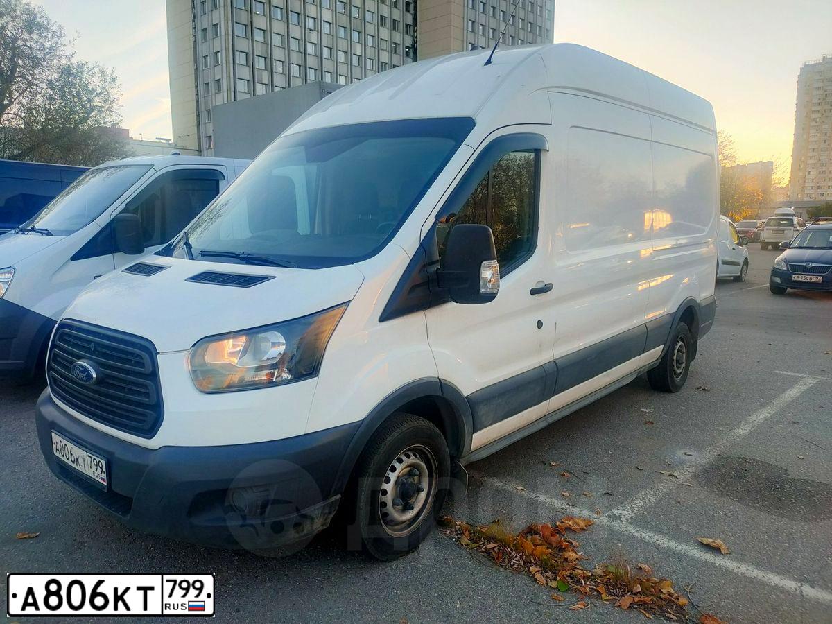 Фото автомобиля FORD TRANSIT, 2017 — госномер А806КТ799. Цвет: Белый