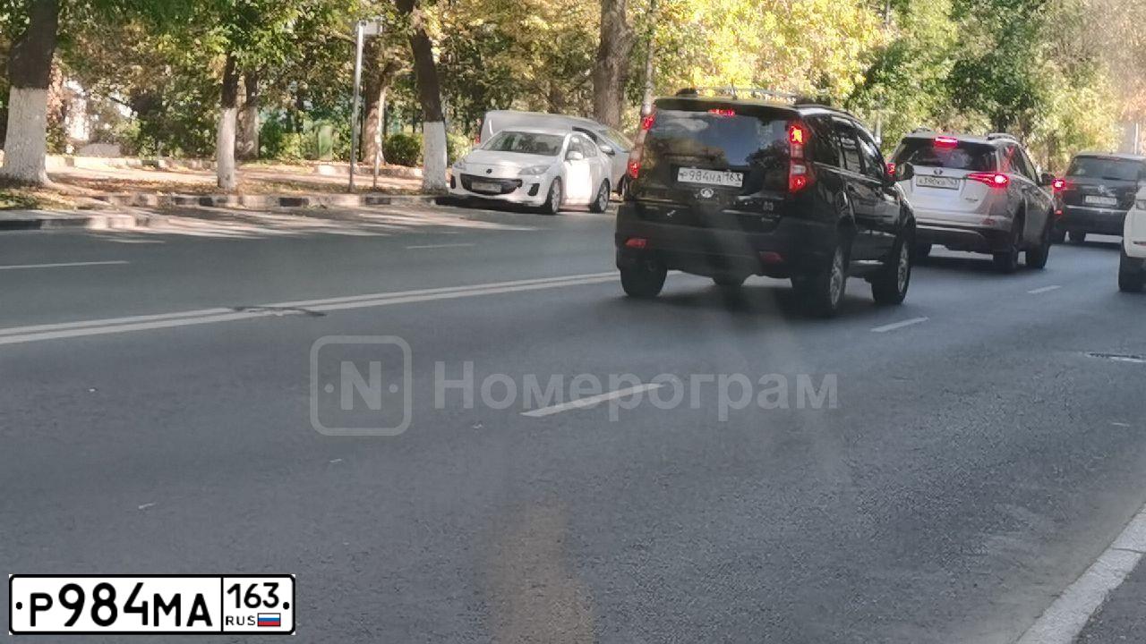 Фото автомобиля DAEWOO NEXIA, 2004 — госномер О733ОТ196. Цвет: СЕРО-ЗЕЛЕНЫЙ