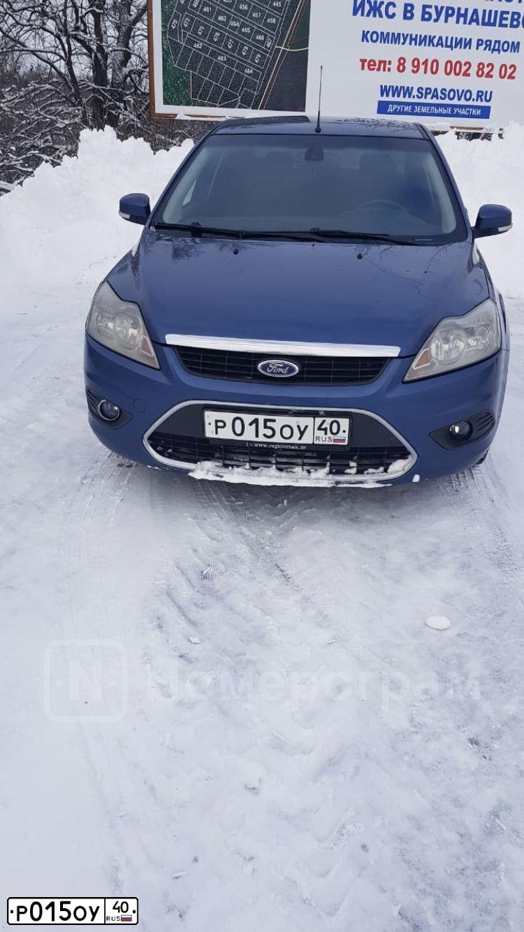 Фото автомобиля FORD D FOCUS, 2008 — госномер Е964ОЕ799. Цвет: синий