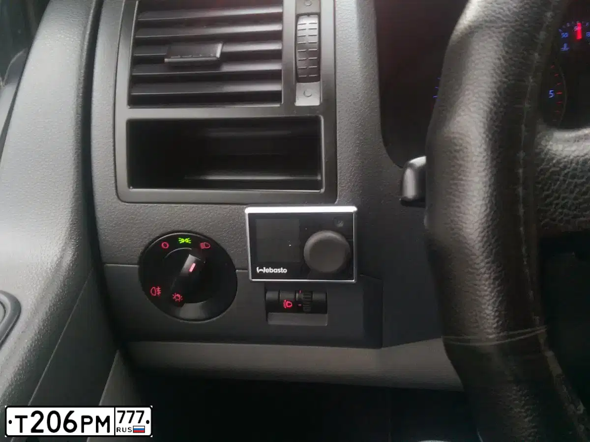 Фото автомобиля MERCEDES C-KLASSE, 2015 — госномер Т206РМ777. Цвет: БЕЛЫЙ